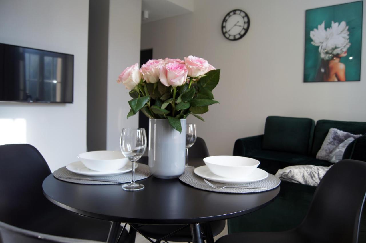 Green Park Apartament Thorn Exterior foto