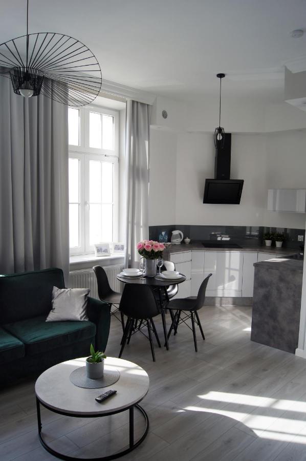 Green Park Apartament Thorn Exterior foto